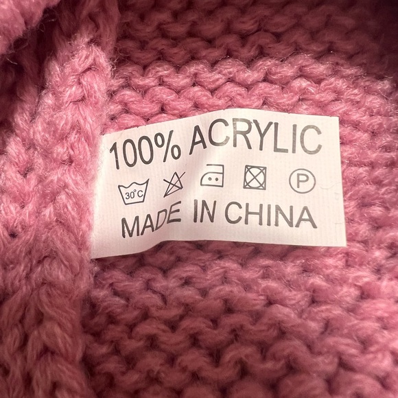 Adorable Pink Unicorn Knit Hat and Gloves Set. NWOT. - Picture 4 of 6